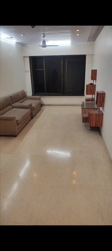 Room in 1 BHK Apartment at Mahindra Vicino, Andheri East – for Rent