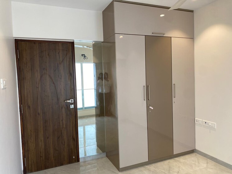 Room, elegant-navratnamala-chs 2 Bedroom 703 Sq.Ft. Apartment In Santacruz East Mumbai 9704588