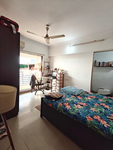 Bedroom in 2 BHK Apartment at Grace Pinnacle, Andheri West – for Rent