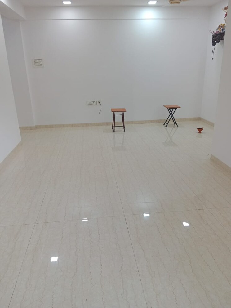 Living Room, neminath-palace 2 Bedroom 708 Sq.Ft. Apartment In Santacruz East Mumbai 9704609