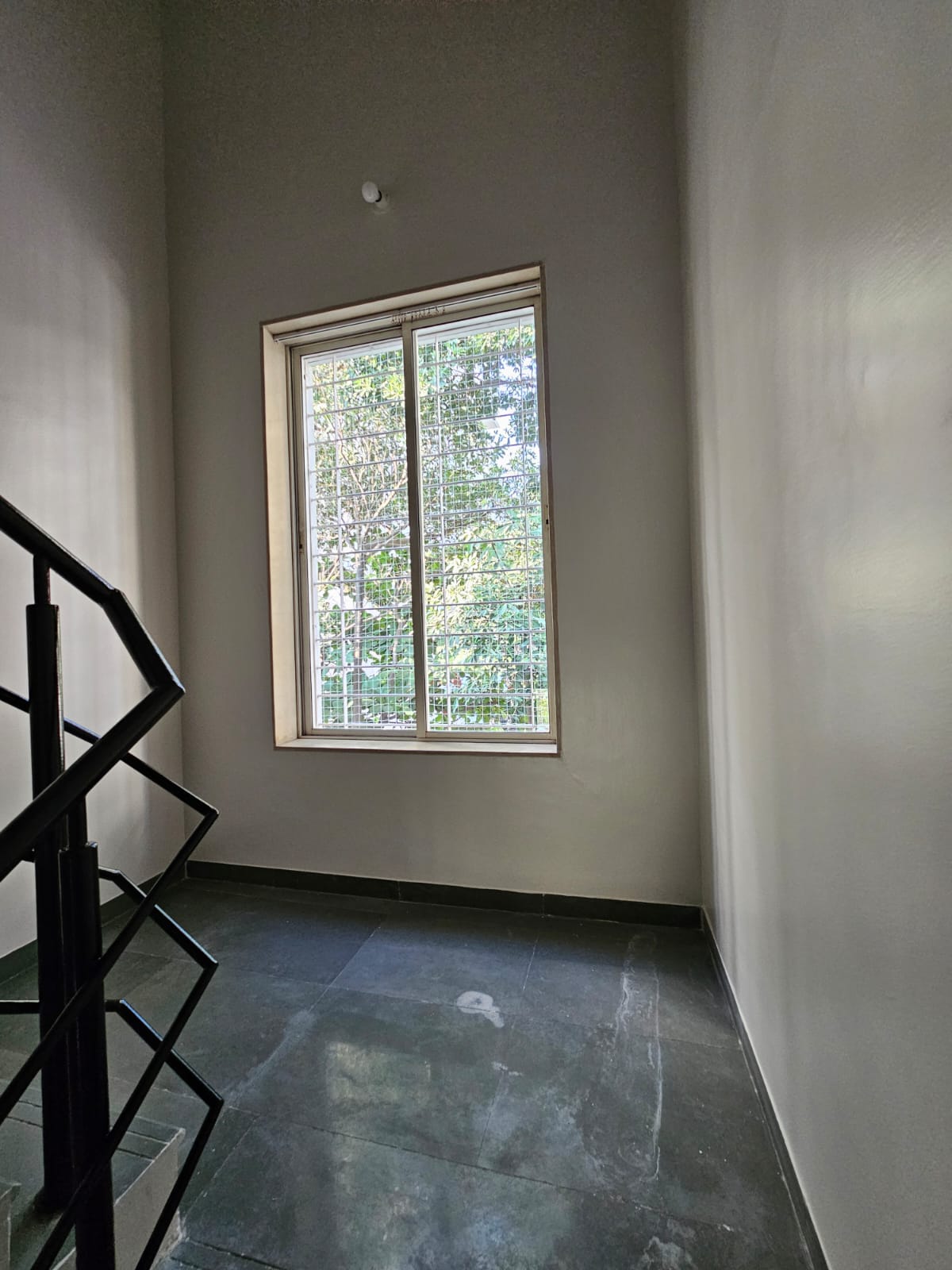 Room in 5 BHK Villa at Someshwarwadi – for Rent