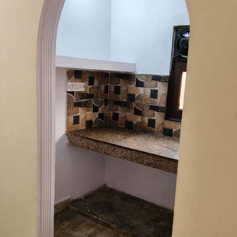 Kitchen, chattarpur 1 Bedroom 580 Sq.Ft. Builder Floor In Chattarpur Delhi 9704604