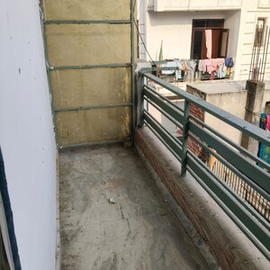 Balcony in 1 BHK Builder Floor at Chattarpur – for Rent