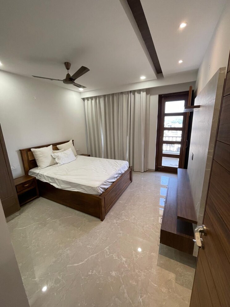 Living Room, sector 9 panchkula 3 Bedroom 2250 Sq.Ft. Builder Floor In Sector 9 Panchkula Panchkula 9704597