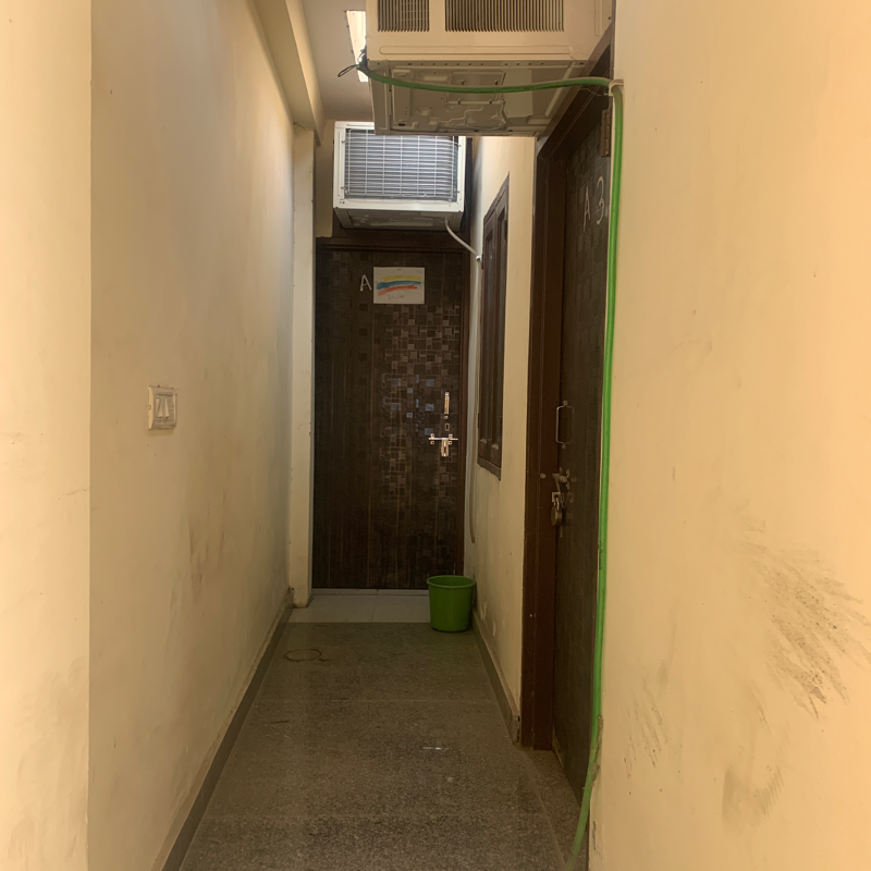 1 RkBuilder Floor For Rent in Katwaria Sarai