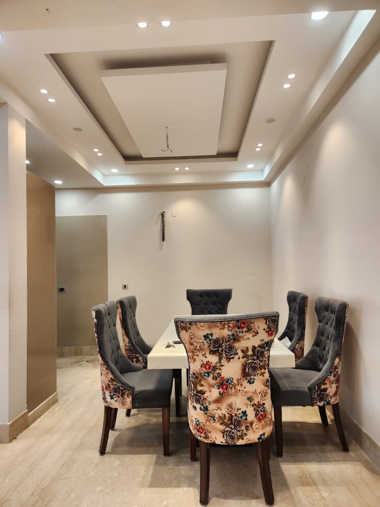 undefined, palam vihar 4 Bedroom 3000 Sq.Ft. Builder Floor In Palam Vihar Gurgaon 9704619