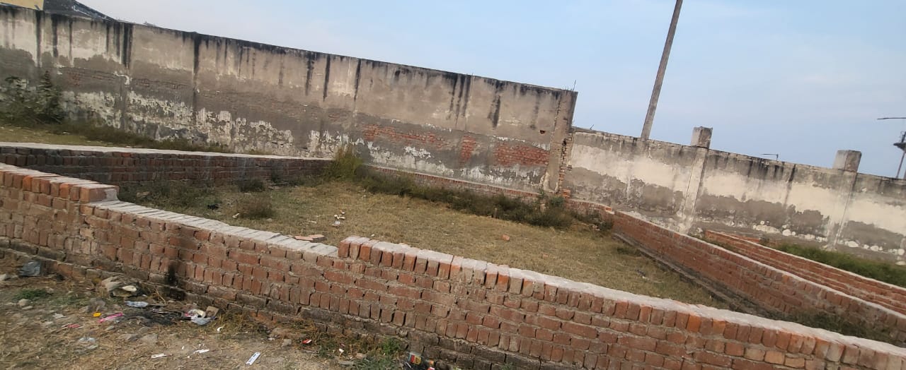 Plot For Sale in Sector 31