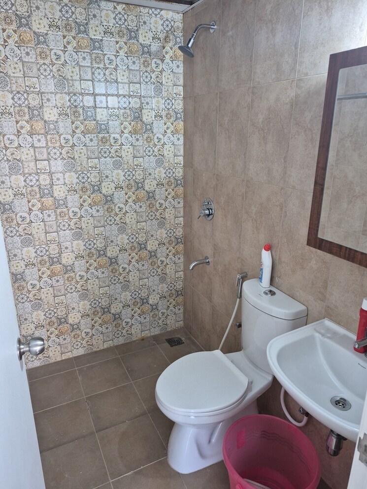 Bathroom, brigade-el-dorado-gallium 2.5 Bedroom 1043 Sq.Ft. Apartment In Bagaluru Bangalore 9704625