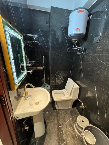 Attached Bathroom in 1 BHK Apartment at Chattarpur – for Rent