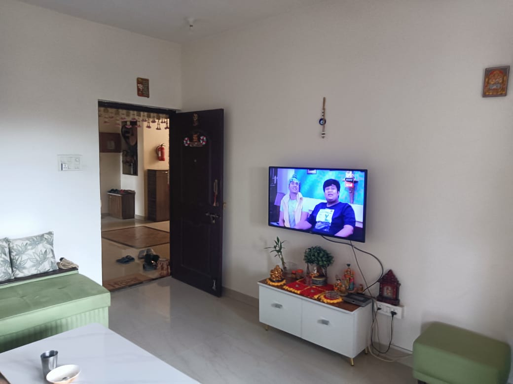 2 BHK Apartment For Sale in Bhujbal Shivranjan Towers