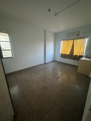 Master Bedroom in 2 BHK Apartment at Aundh – for Rent