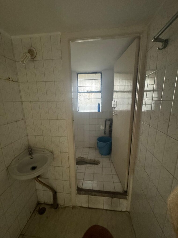 Bathroom, aundh 2 Bedroom 1200 Sq.Ft. Apartment In Aundh Pune 9666719