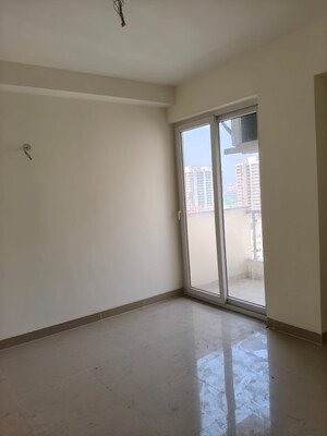 Room in 3 BHK Apartment at Ramprastha Primera, Sector 37d – for Sale