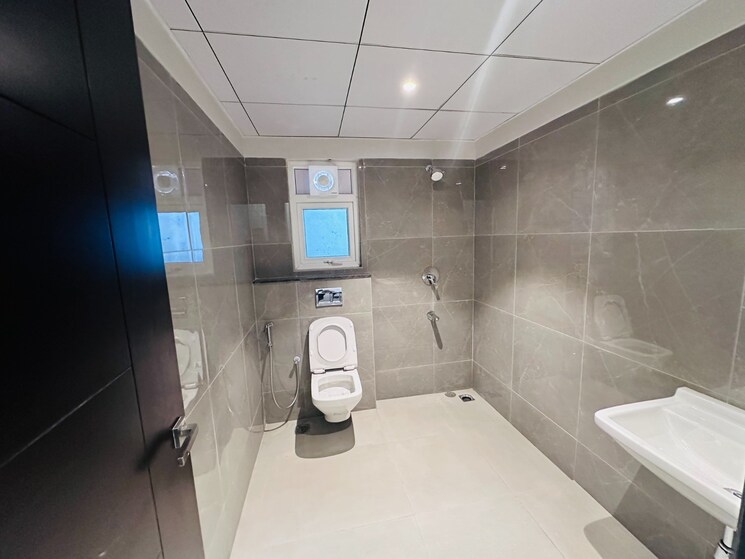 Bathroom, prestige-beverly-hills 3 Bedroom 2124 Sq.Ft. Apartment In Kokapet Hyderabad 9704732