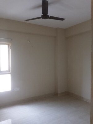 Room in 2 BHK Apartment at Agrasain Spaces Aagman Phase 2, Sector 70 – for Rent