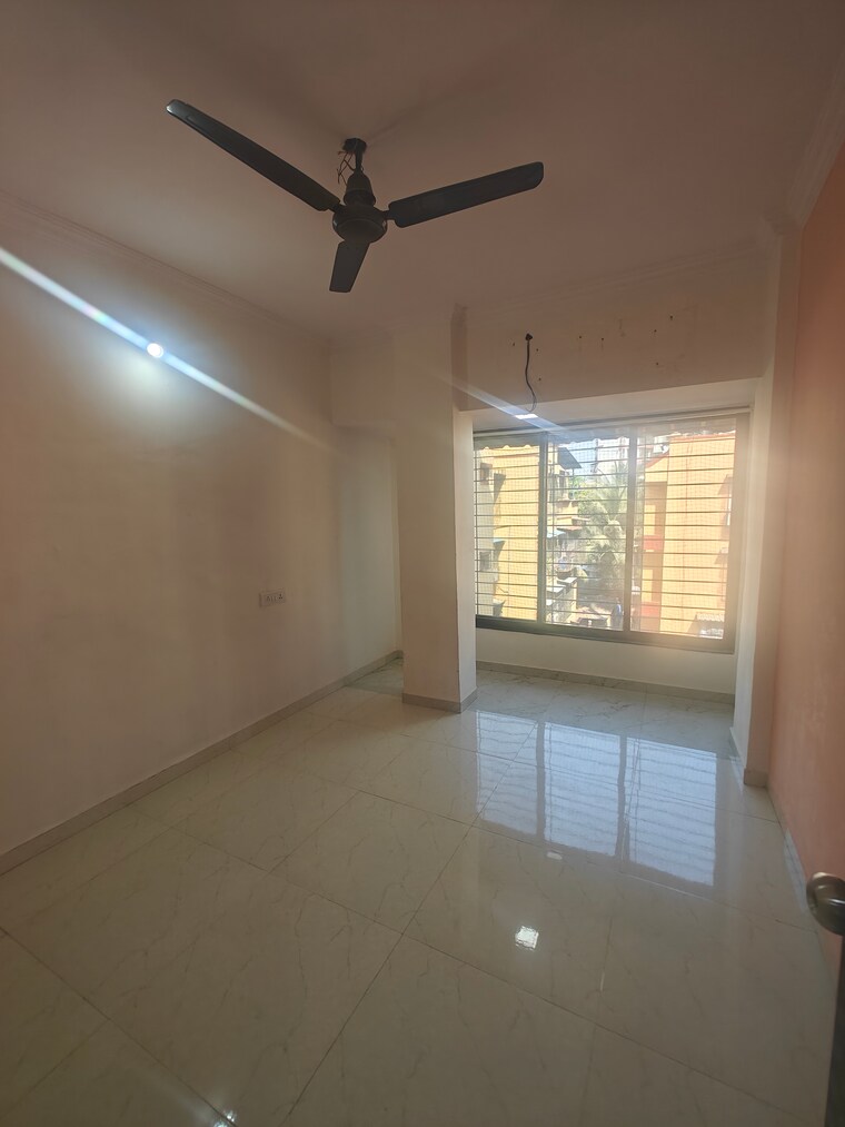 Room, sakhu-chs 1.5 Bedroom 750 Sq.Ft. Apartment In Seawoods Sector 44a Navi Mumbai 9704778