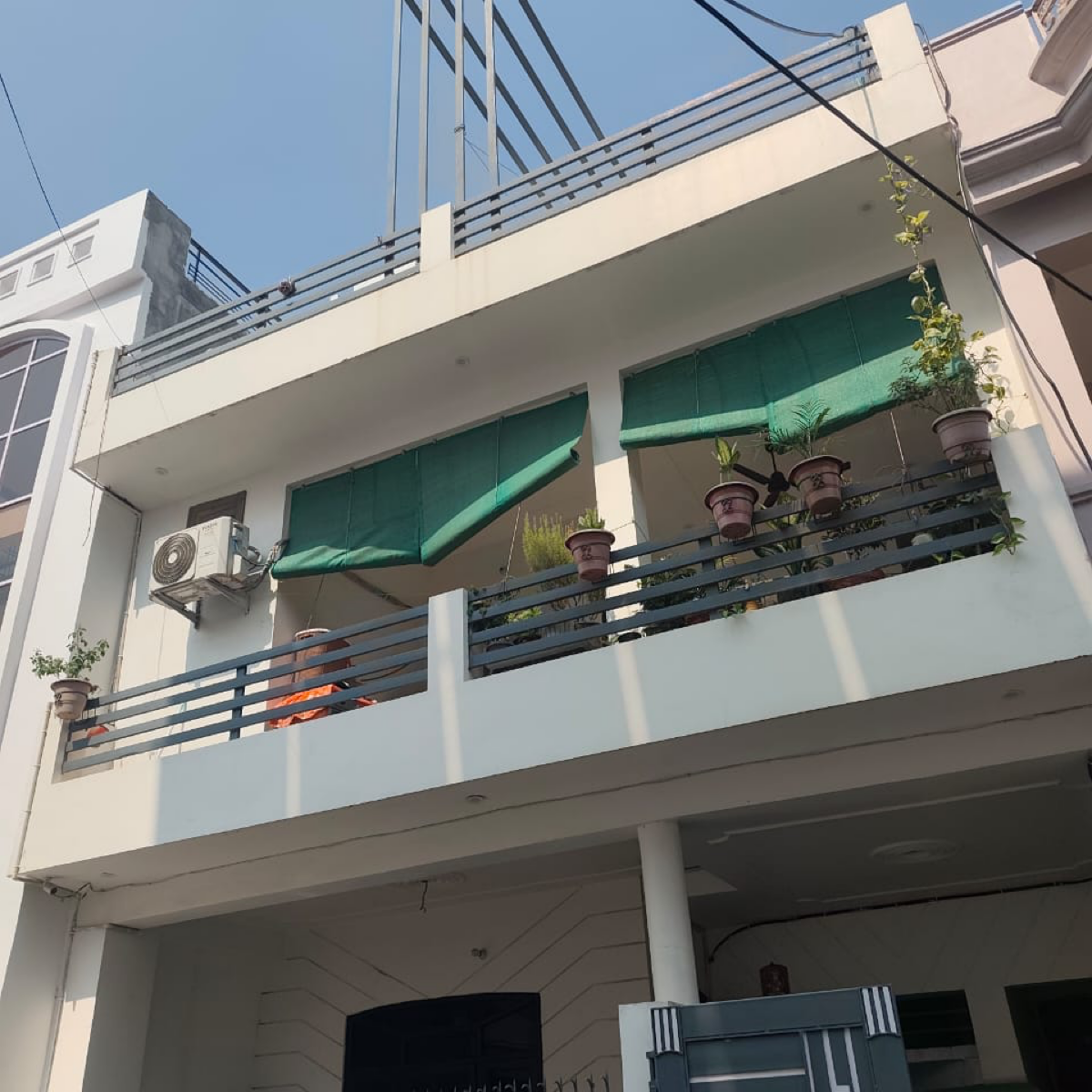 Pg For Rent in Ruhi Girls pg