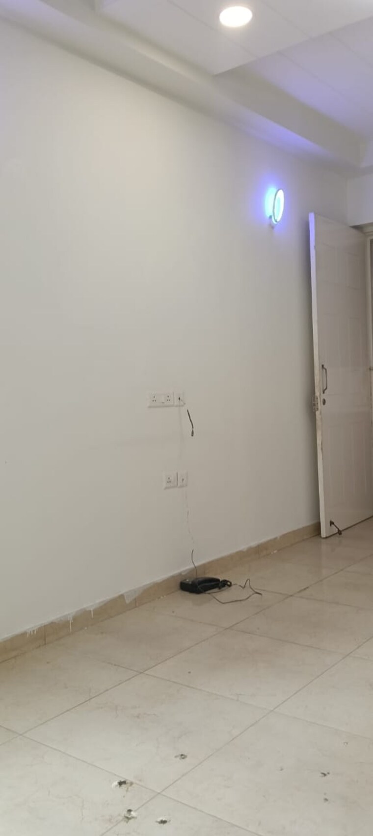 Room, maxblis-white-house 2 Bedroom 1185 Sq.Ft. Apartment In Sector 75 Noida 9704836