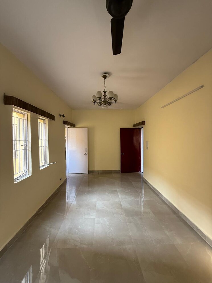 Room, kalkaji 2 Bedroom 1025 Sq.Ft. Builder Floor In Kalkaji Delhi 9704833