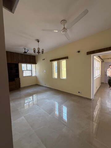 Room in 2 BHK Builder Floor at Kalkaji – for Rent