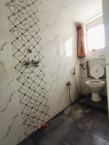 Bathroom in 2 BHK Apartment at Girgaum Chowpatty – for Rent