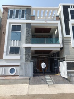 4 BHK + Pooja Room,Servant Room,Study Room,Extra Room Independent House For Sale in Alwal
