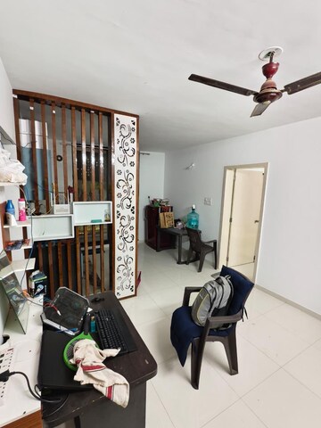 Team Area in 2 BHK Apartment at Vascon Citron Phase 1, Wagholi – for Sale