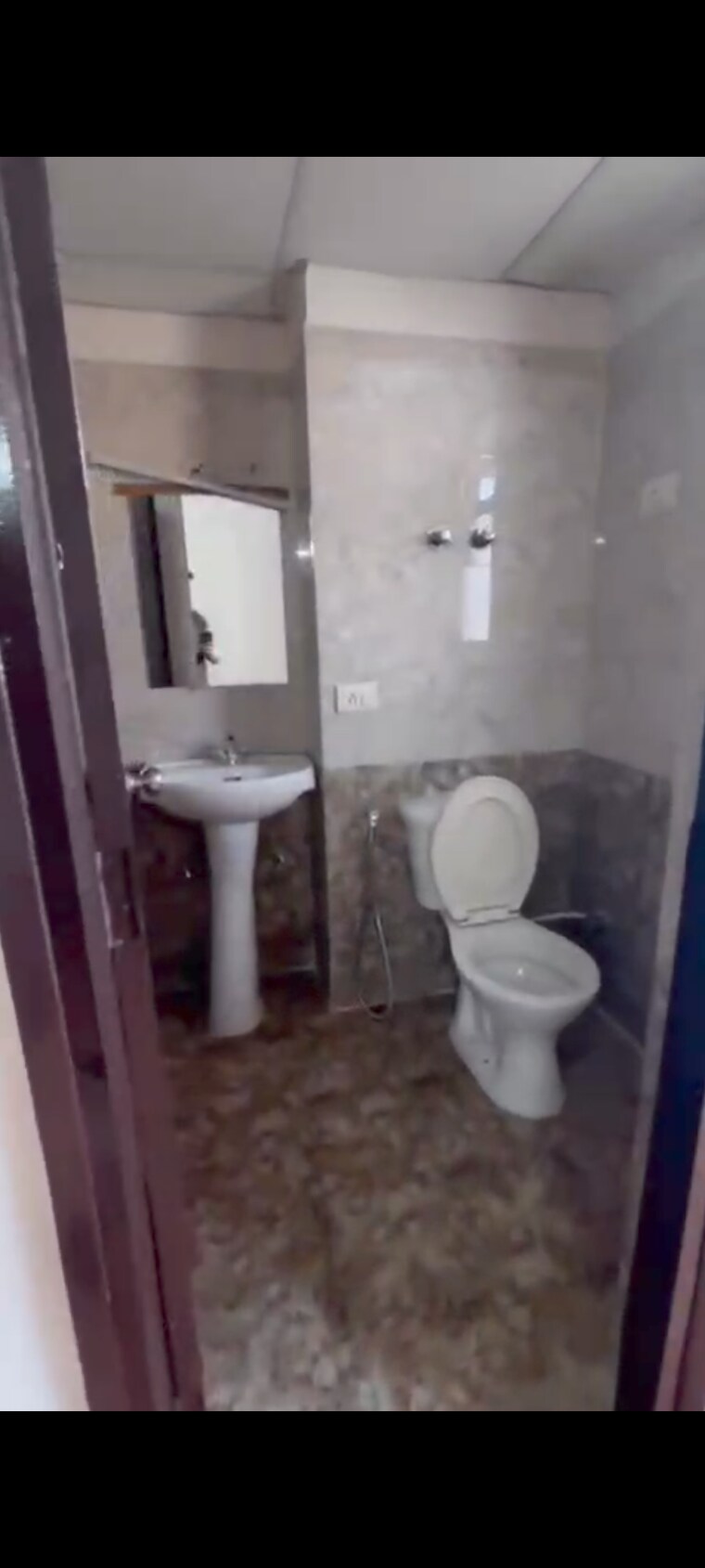 Bathroom, galaxy-north-avenue-ll 3 Bedroom 1250 Sq.Ft. Apartment In Gaur City 2 Greater Noida 9704886