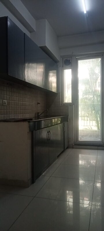 Kitchen in 3 BHK Apartment at BPTP Discovery Park, Sector 80 – for Sale