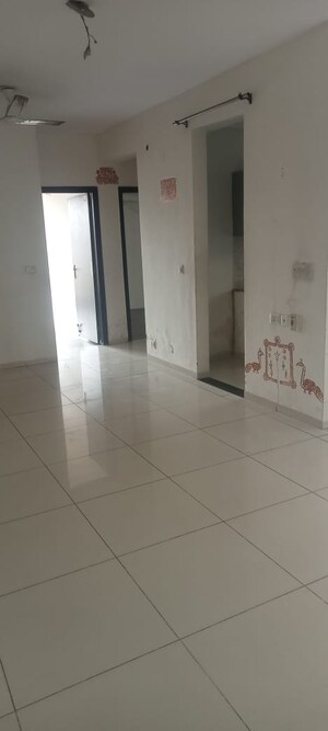 Bathroom in 3 BHK Apartment at BPTP Discovery Park, Sector 80 – for Sale
