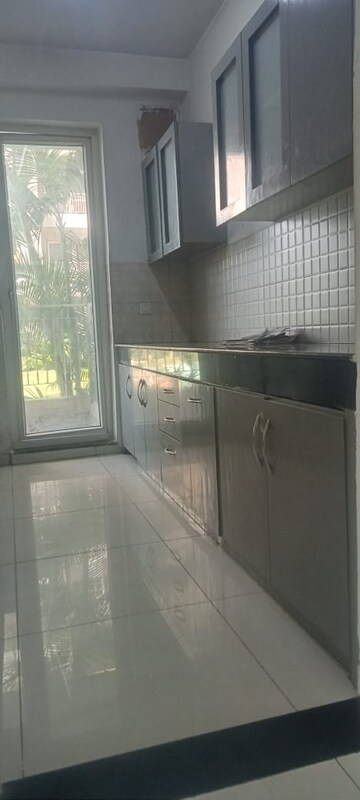 Kitchen in 3 BHK Apartment at BPTP Discovery Park, Sector 80 – for Sale