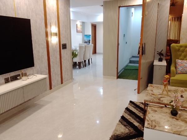 4 BHK + Pooja Room,Servant Room 2700 Sq.Ft. Builder Floor in Ansal API Esencia