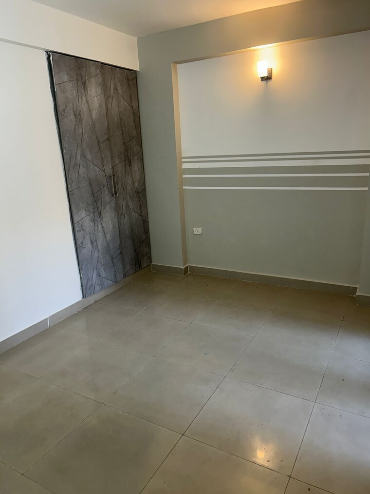 Room, panchsheel-greens-ii 2.5 Bedroom 1350 Sq.Ft. Apartment In Sector 16 Greater Noida Greater Noida 9704946