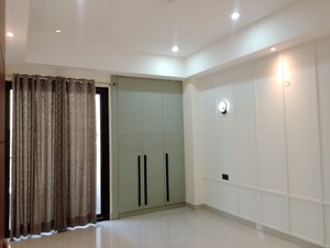 Room in 4 BHK Builder Floor at Ansal API Esencia, Sector 67 – for Sale
