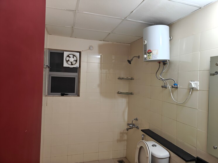 Bathroom, vatika-city-homes 3.5 Bedroom 1740 Sq.Ft. Apartment In Sector 83 Gurgaon 9704986