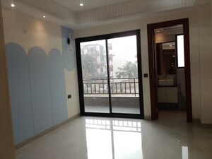 Room in 4 BHK Builder Floor at Ansal API Esencia, Sector 67 – for Sale