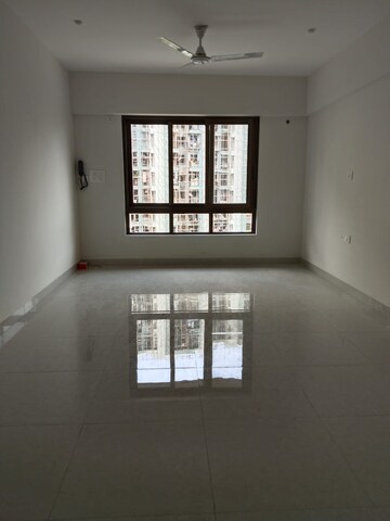 Room in 2 BHK Apartment at Arihant Tower Vakola, Santacruz East – for Rent