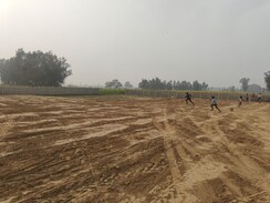Plot For Sale in Sultanpur Road
