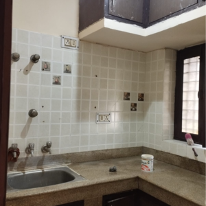 Kitchen in 1.5 BHK Builder Floor at Palam Vihar Residents Association, Palam Vihar – for Rent