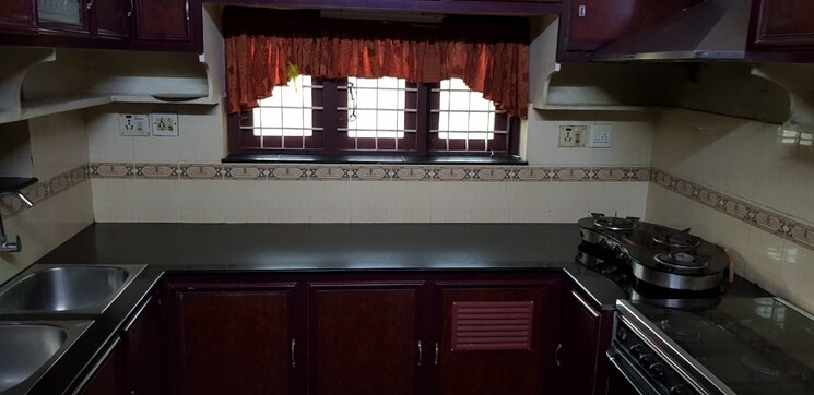 Kitchen, avenue road 6 Bedroom 3400 Sq.Ft. Independent House In Avenue Road Thrissur 9705016
