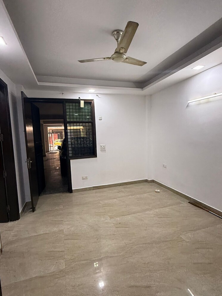 Room, saket 1 Bedroom 502 Sq.Ft. Builder Floor In Saket Delhi 9705025