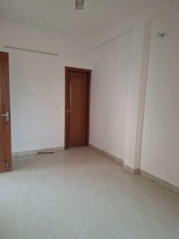 Furnished Amenities in 3 BHK Independent House at Sector 48 – for Rent