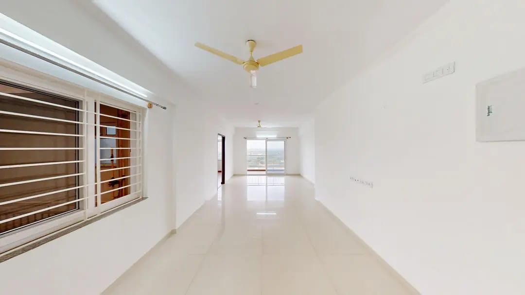 3 BHK Apartment For Sale in DSR Waterscape