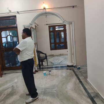 Gym in  Pg at Gomti Nagar – for Rent