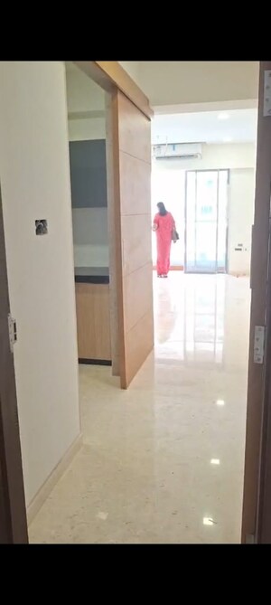  2 BHK Apartment at Ekta Tripolis, Goregaon West – for Rent