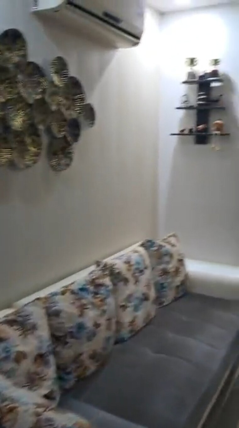 Living Room, umang-summer-palms 3 Bedroom 1580 Sq.Ft. Apartment In Sector 86 Faridabad 9705066