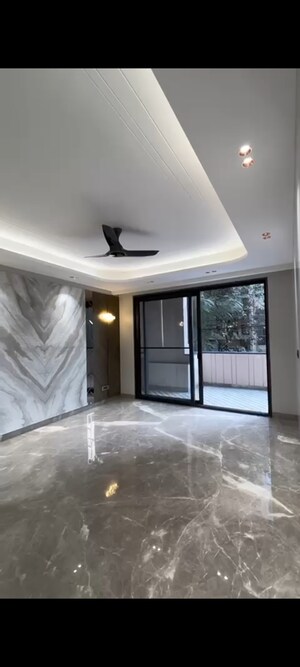 Room in 4 BHK Builder Floor at Chittaranjan Park – for Sale