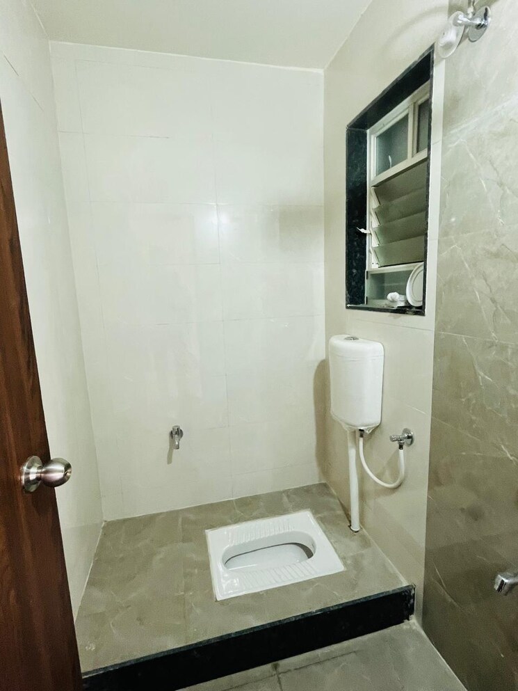 Bathroom, wadgaon sheri 2 Bedroom 1040 Sq.Ft. Apartment In Wadgaon Sheri Pune 9705102