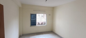 Room in 3 BHK Apartment at Chinar Park – for Sale