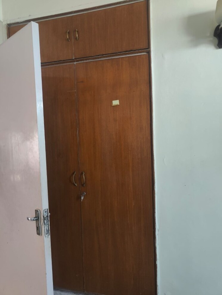 undefined, sector 4 1 Bedroom 812 Sq.Ft. Independent House In Sector 4 Gurgaon 9705126